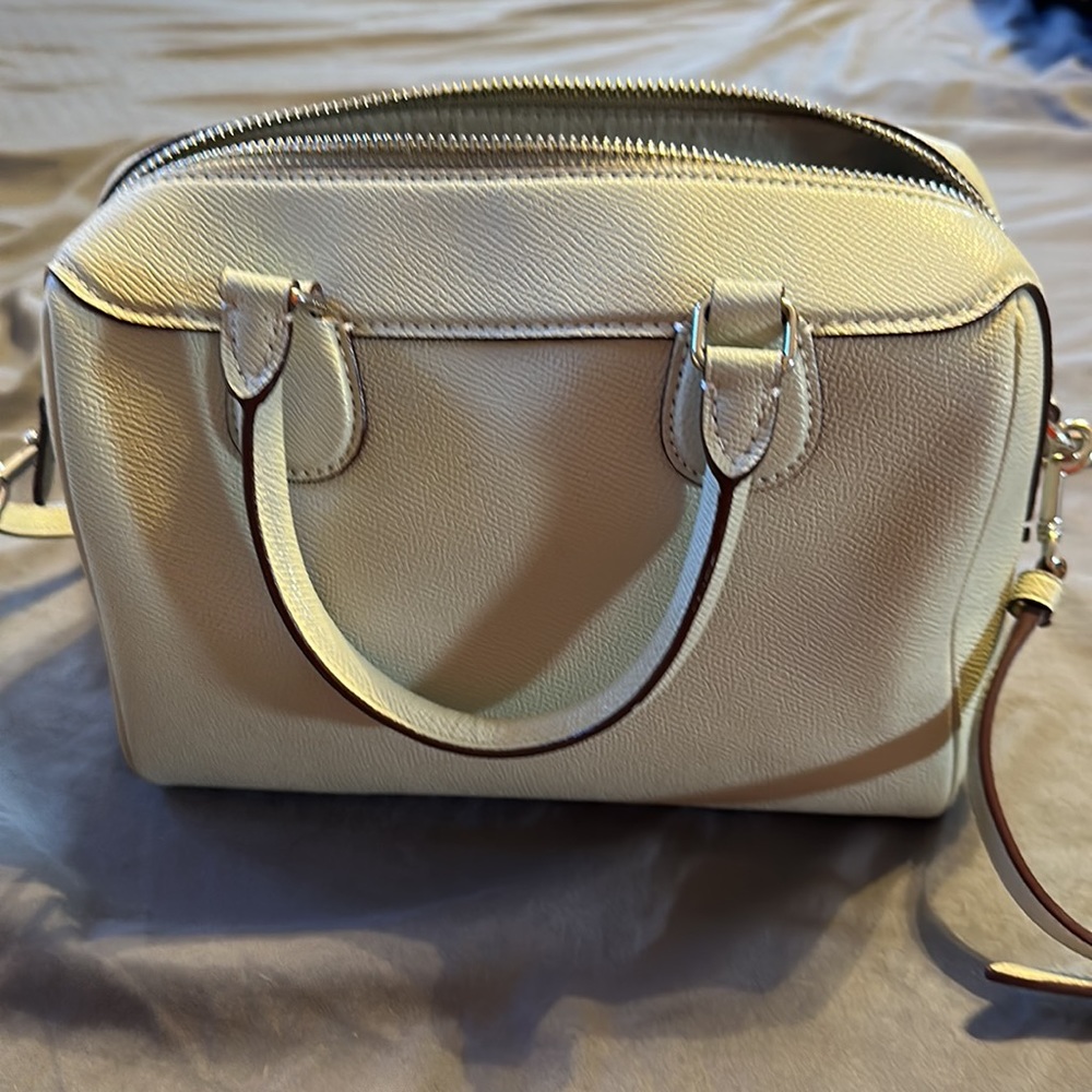 Coach MINI BENNETT SATCHEL - Picture 3 of 9